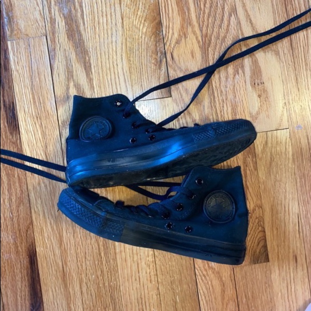 all black converse